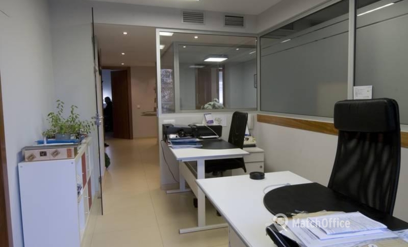 Alquile oficinas de coworking en Tarragona 110 m², Josep Maria de Segarra 12 - 1 | MatchOffice.es