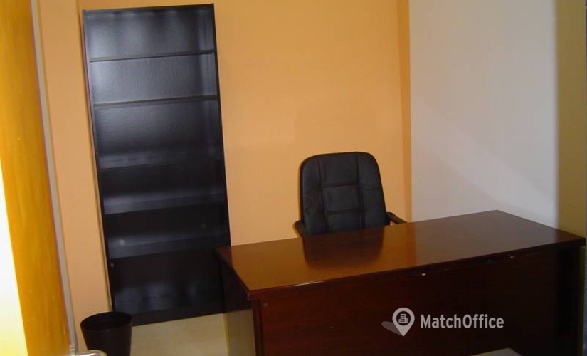 Observe oficinas de coworking en Burgos 42 m², C/ Juan de Ayolas 49 - 1 | MatchOffice