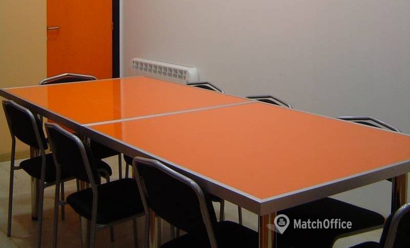 Observe oficinas temporales en Burgos 42 m², C/ Juan de Ayolas 49 - 3 | MatchOffice