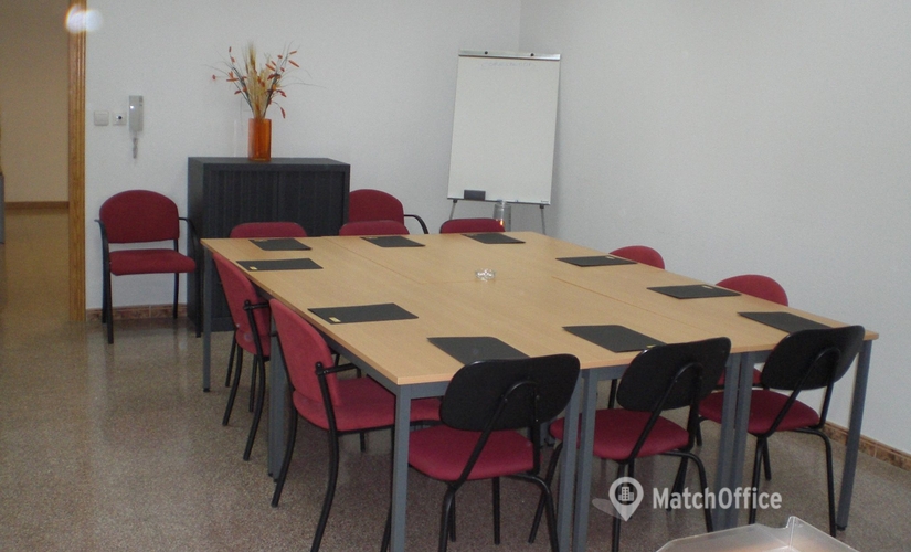 Explore oficinas de coworking en Alicante 38 m², Cl. Germán Bernacer 69 - 1 | MatchOffice.es