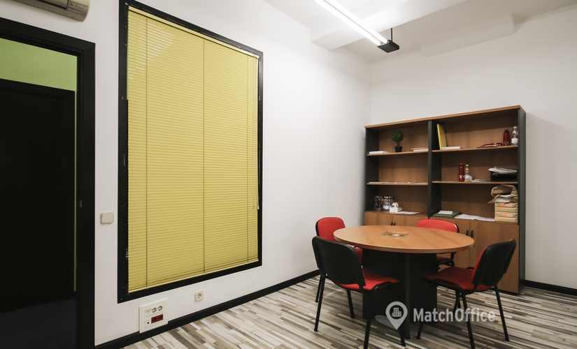 Observe oficinas de coworking en Madrid Centro 44 m², Cl. López de Aranda 35 - 2 | MatchOffice.es