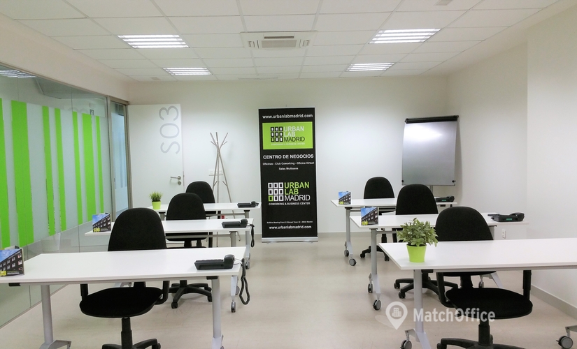 Observe oficinas de coworking en Madrid Centro 56 m², Calle de Manuel Tovar 42 - 2 | MatchOffice.es