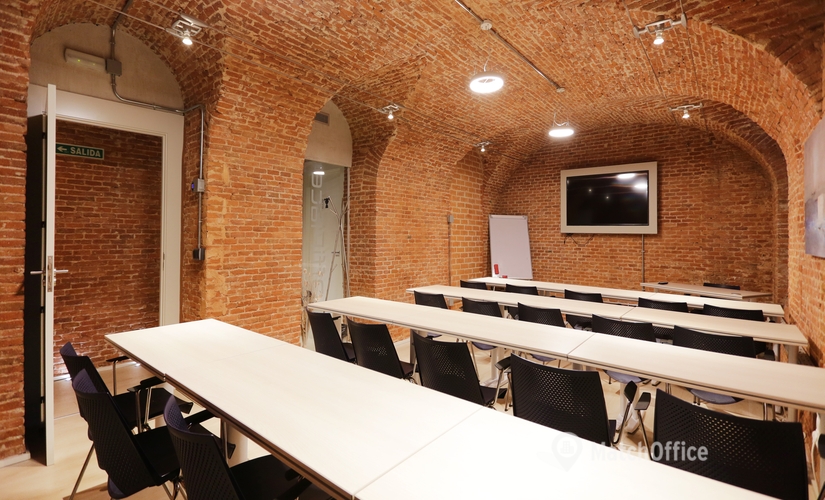 Elija sala de conferencias en Madrid Centro 40 m², Calle de Fernando VI 17 - 3 | MatchOffice