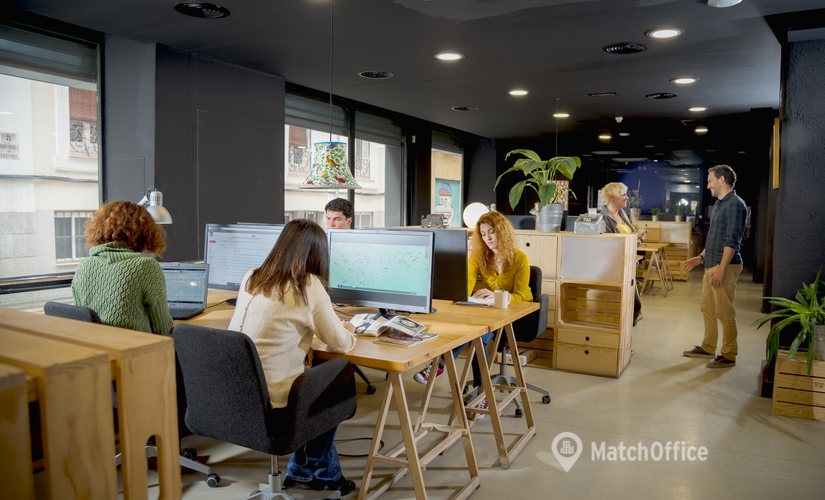 Explore coworking en Madrid Centro 2500 m², Calle de la Alameda - 2 | MatchOffice.es