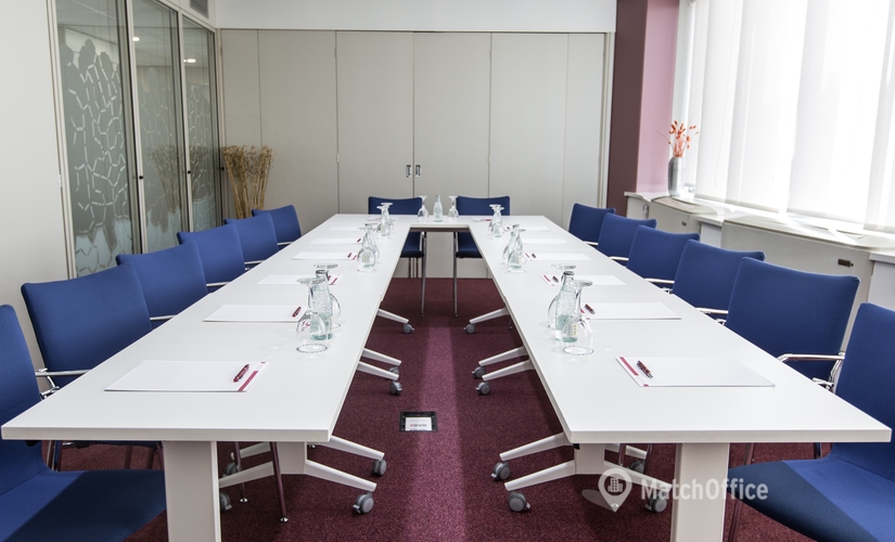 Centro de negocios Gran Via de Carles III 84 08028 les Corts