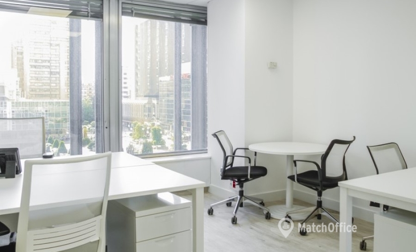 Observe oficinas compartidas en Madrid Tetuán 90 m², Paseo de la Castellana 91 - 4 | MatchOffice