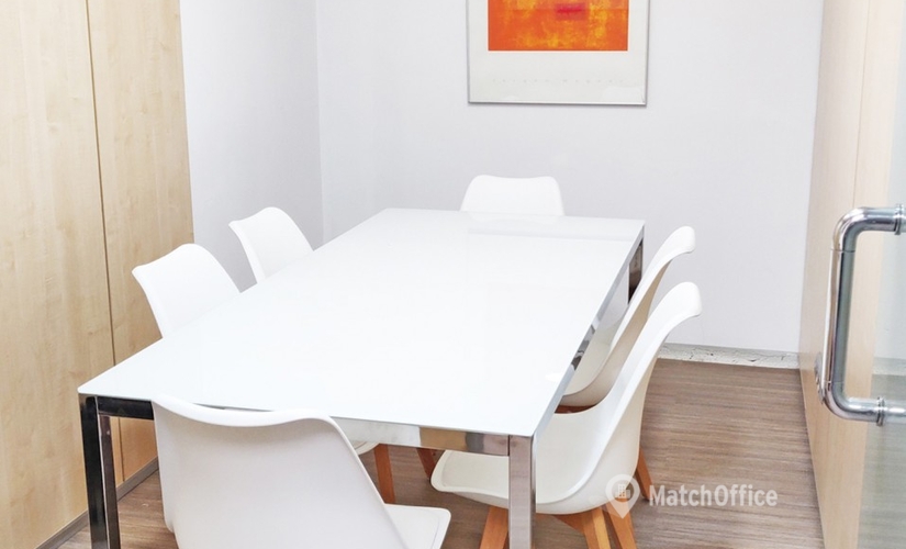 Alquile sala de juntas en Madrid Chamberi 38 m², Calle Zurbano 45 - 0 | MatchOffice.es