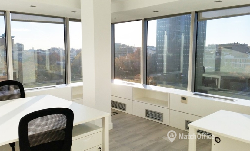 Observe oficinas compartidas en Madrid Salamanca 120 m², Paseo de la Castellana 40 - 4 | MatchOffice