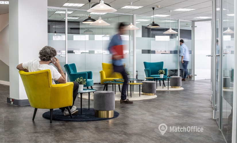 Alquile sala de conferencias en Madrid Centro 30 m², Glorieta de Cuatro Caminos - 2 | MatchOffice