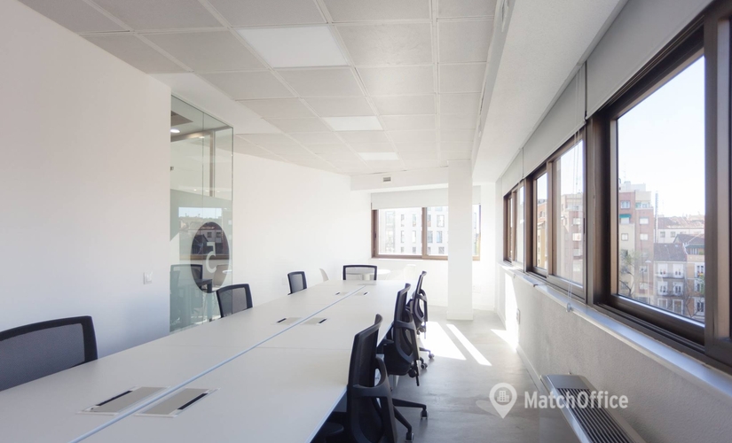 Alquile oficinas compartidas en Madrid Chamberi 240 m², Glorieta de Quevedo - 0 | MatchOffice