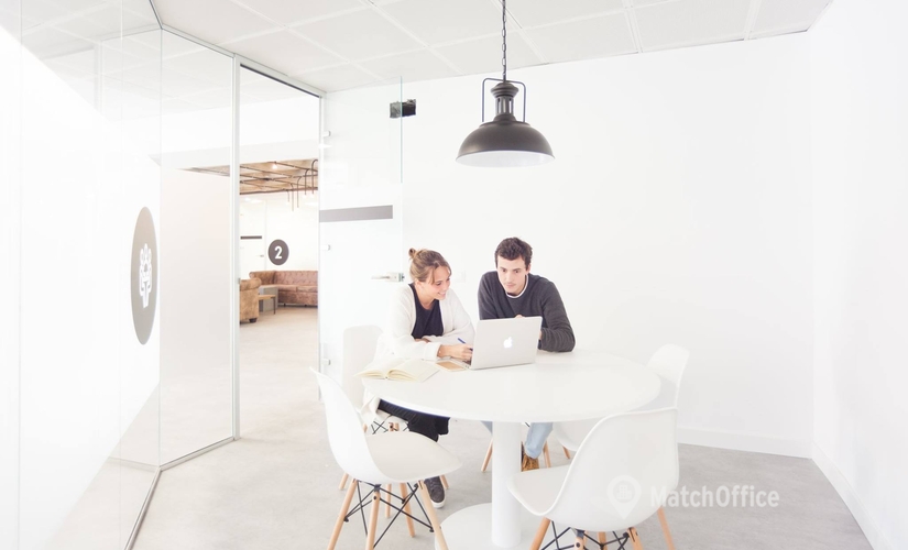 Choose a 60 m² Conference hall in Madrid Chamberi, Glorieta de Quevedo (28015) - 1 | MatchOffice