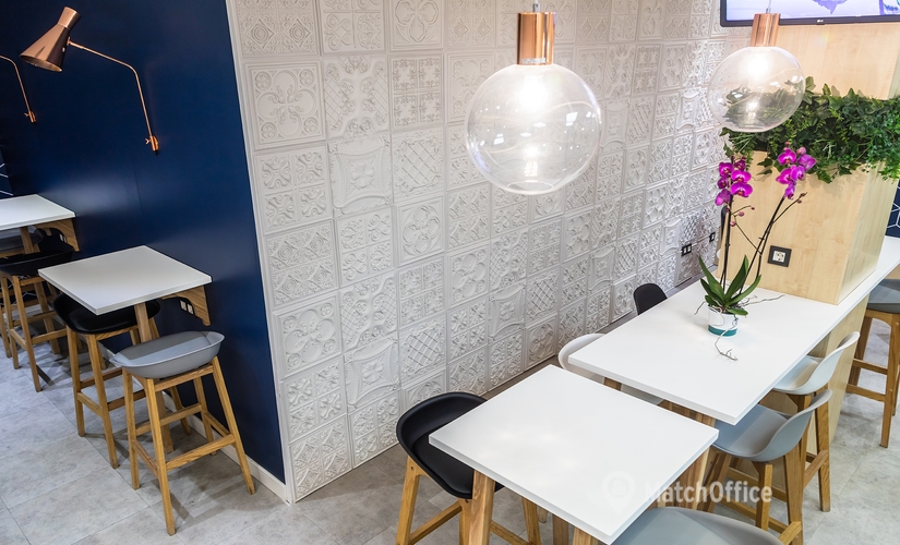 Observe oficinas de coworking en Madrid Tetuán 250 m², Avenida de Brasil 6 - 4 | MatchOffice.es