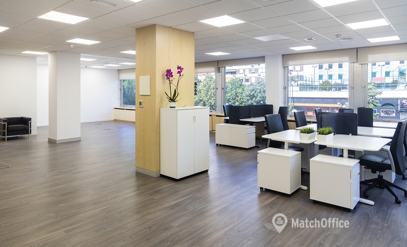 250 m² Coworking in Madrid Tetuán, Avenida de Brasil 6 (28020) - 1 | MatchOffice.com