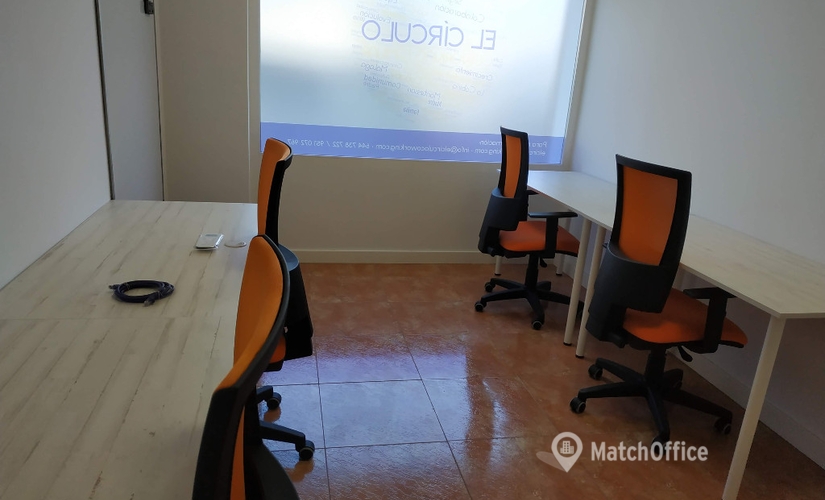 Observe oficinas compartidas en Málaga 200 m², Calle Luis F Pallardo Peinado 7 - 4 | MatchOffice
