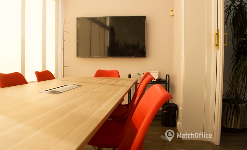 Alquile sala de juntas equipada en Barcelona 40 m², Pau Claris 97 4º 1ª - 2 | MatchOffice