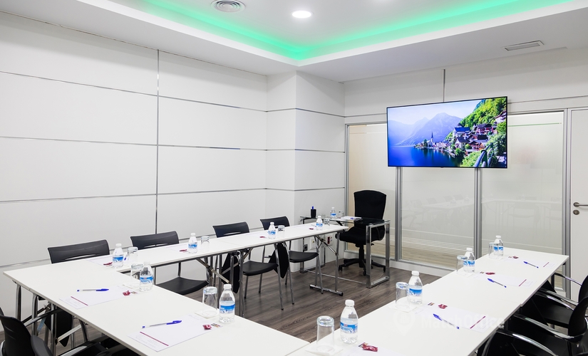 Reserve sala de conferencias acogedora en Madrid Tetuán 65 m², Avenida de Brasil 6 - 1 | MatchOffice.es