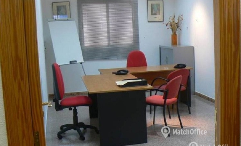 Choose a 38 m² Conference hall in Alicante, Cl. Germán Bernacer 69 (03203) - 2 | MatchOffice.com