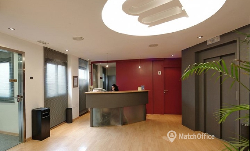 Reserve sala de juntas en Málaga 35 m², Calle Palma del Río - 2 | MatchOffice.es