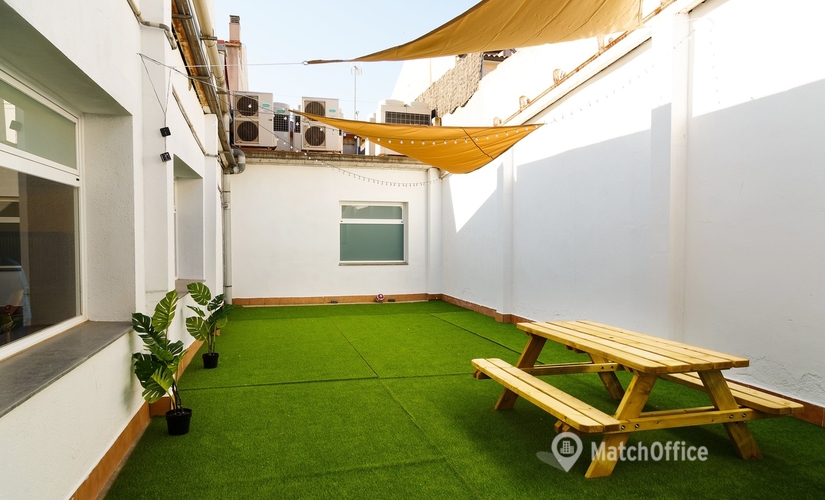 Alquile coworking en Vallés Occidental 1200 m², Carrer del Sol - 1 | MatchOffice.es