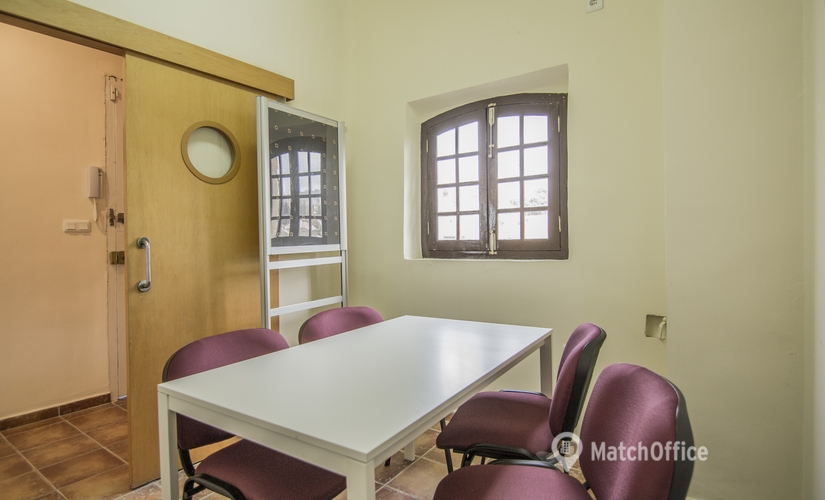 Centro de negocios Avda. Juan Sebastián Elcano 69 29017 Málaga