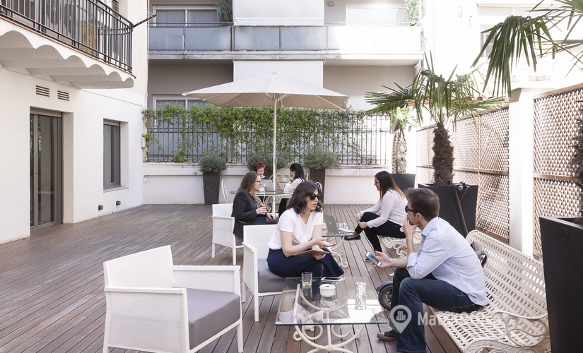 Reserve sala de juntas acogedora en Barcelona 37 m², Paseo de Gracia 118 - 4 | MatchOffice.es