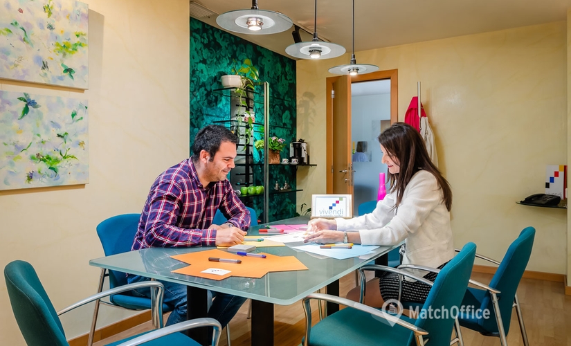 Elija sala de reuniones fiable en Barcelona 16 m², Carrer de Paris 45-47 - 1 | MatchOffice