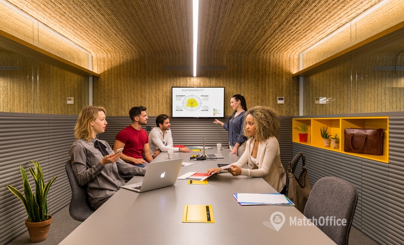 Explore oficinas de coworking en Madrid Centro 2000 m², Piamonte - 1 | MatchOffice