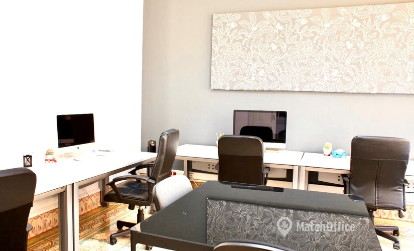 Rent comfortable a 40 m² Shared office in Gran Canaria, Calle Buenos Aires nr.3 (35002) - 1 | MatchOffice.com