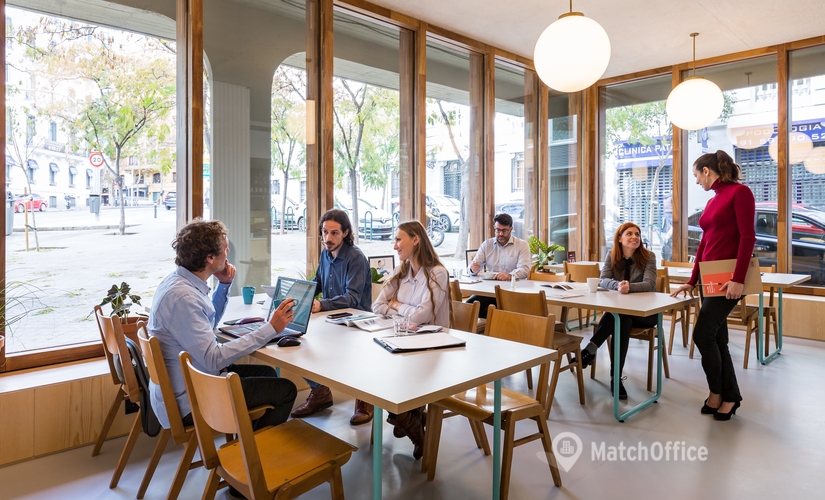 2300 m² Coworking space in Madrid Centro, Calle de Serrano Anguita (28004) - 1 | MatchOffice.com