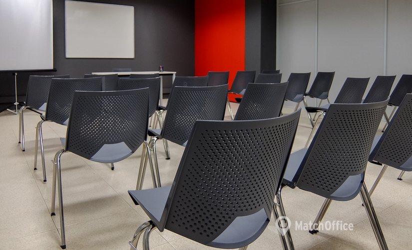 Book a 55 m² Conference room in Bilbao, Pablo Alzola 2 3º Izquierda (48012) - 3 | MatchOffice