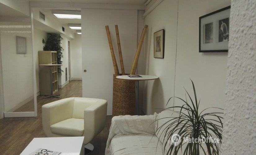 Centros de negocio disponible para alquilar en Sants-Montjuic 50 m², Carrer de Valencia 63 - 4 | MatchOffice.es