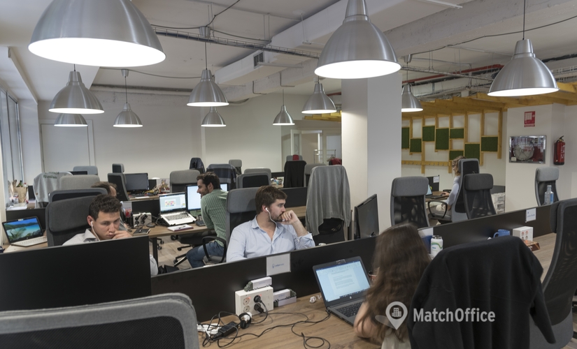 Rent suitable a 10 m² Shared office  in Madrid Canillejas, Calle Miguel Yuste 33B (28037) - 1 | MatchOffice.com