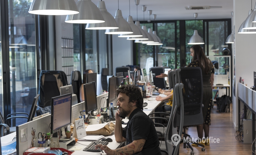 Lease flexible a 10 m² Shared office  in Madrid Canillejas, Calle Miguel Yuste 33B (28037) - 2 | MatchOffice
