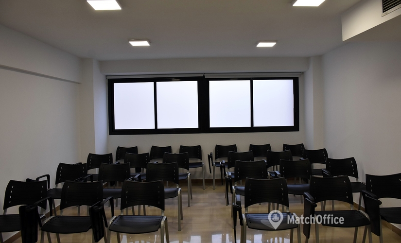 Alquile sala de conferencias en Alicante 20 m², Avenida Maisonnav 41 - 2 | MatchOffice