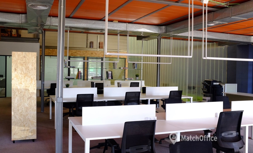 Explore coworking en Murcia 300 m², Calle Alcalde Clemente Garcia 19/5 - 5 | MatchOffice