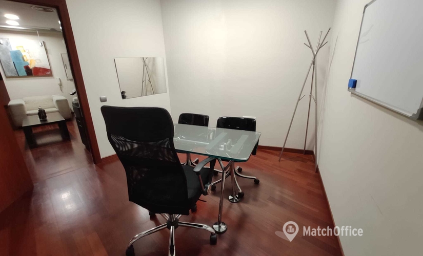 Choose a 100 m² Conference space in Valencia, Avinguda del Primat Reig (46020) - 2 | MatchOffice.com