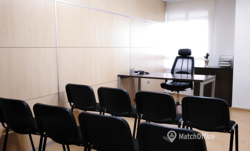 Choose a 25 m² Conference hall in Castello, Calle Poeta Verdaguer 1 (12002) - 8 | MatchOffice