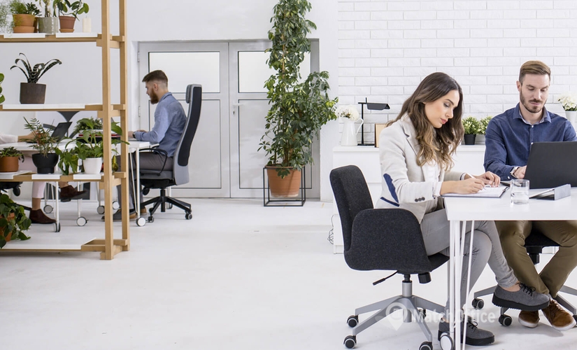 Alquile coworking en Mataró 40 m², Avinguda Cabrera - 0 | MatchOffice