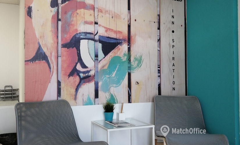 Alquile coworking en Sevilla 80 m², Calle Brújula - 7 | MatchOffice