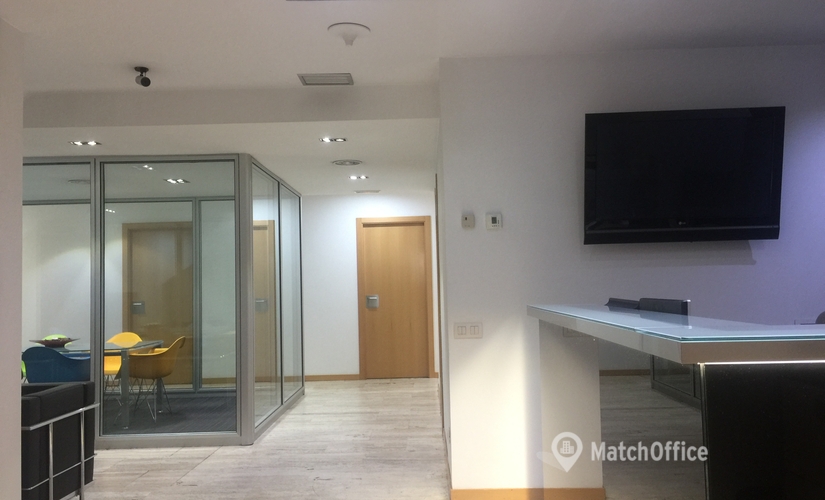 500 m² Serviced office place up for rent in Madrid Centro, Paseo de la Castellana 153 Bajo (28046) - 2 | MatchOffice.com