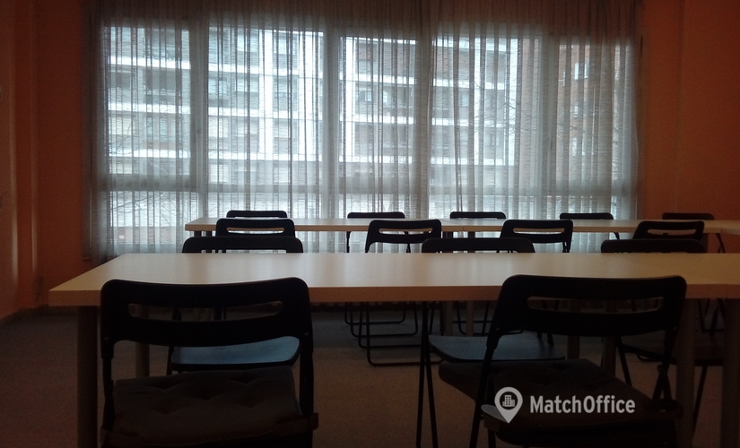 Reserve sala de conferencias en Bilbao 36 m², Avenida del Ferrocarril - 6 | MatchOffice