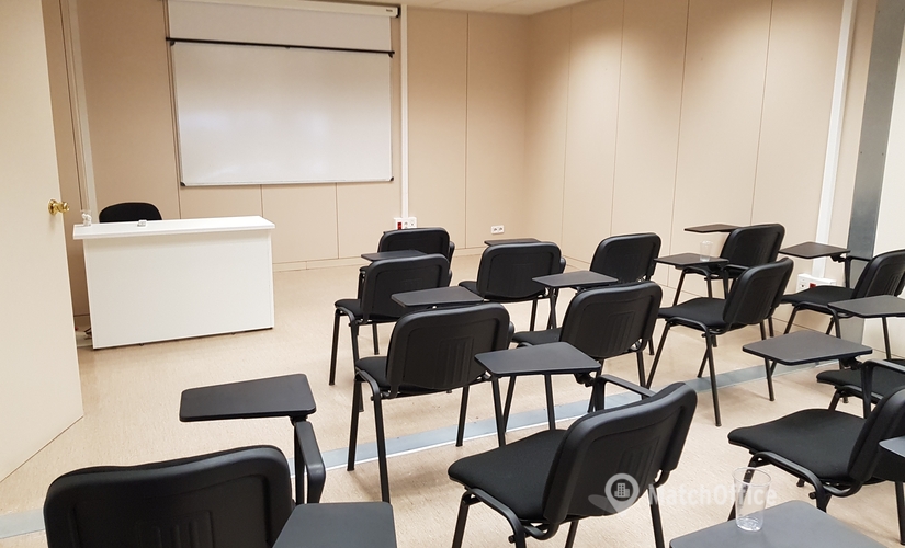 40 m² Business center building up for rent in Barcelona Les Corts, Carrer de Londres (08029) - 3 | MatchOffice