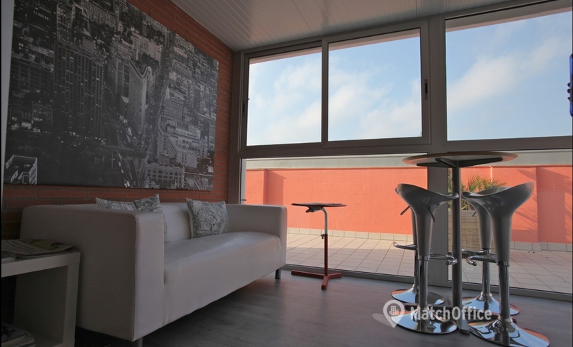 Alquile oficinas de coworking en Barcelona 40 m², Carrer Balançó i Boter 22 - 1 | MatchOffice.es