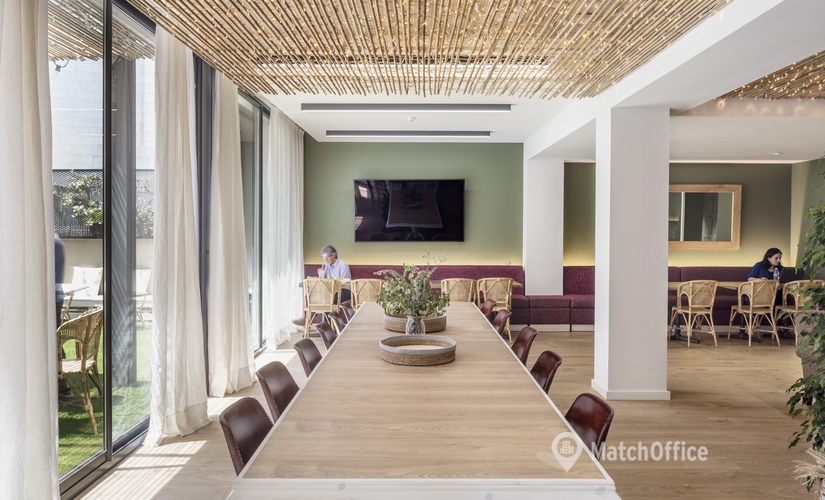 Alquile oficinas compartidas en Ciutat Vella 1400 m², Ronda de Sant Pere 16 - 3 | MatchOffice.es