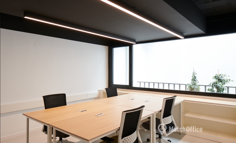 Oficina disponible para alquilar en Eixample 2400 m², Carrer de la Diputació 211 - 4 | MatchOffice