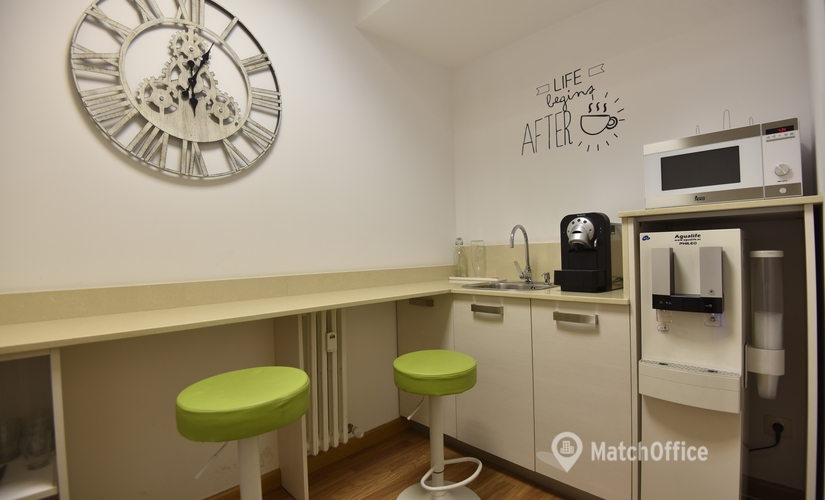 Reserve sala de juntas en León 20 m², Avenida Independencia 1 2ª planta - 1 | MatchOffice.es