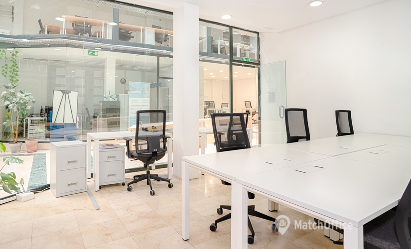 Reserve sala de reuniones equipada en Madrid Centro 50 m², Calle Colegiata 9 - 10 | MatchOffice