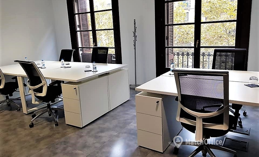 Parque empresarial en alquiler en Ciutat Vella 30 m², Avinguda del Portal de l'Àngel 36 - 3 | MatchOffice.es