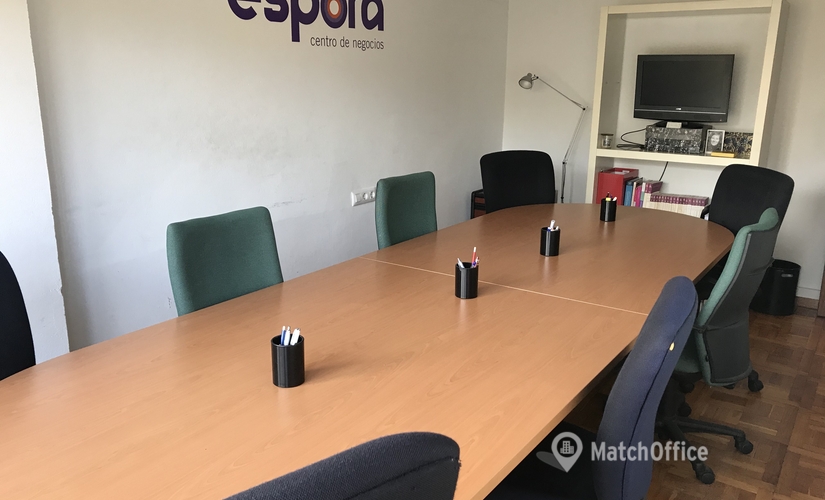 Reserve sala de juntas acogedora en Gijón 30 m², Paseo Begoña 24 - 3 | MatchOffice.es