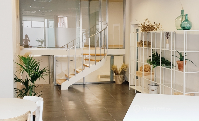 Elija sala de juntas en Burgos 140 m², Calle Santa Águeda 40 - 0 | MatchOffice